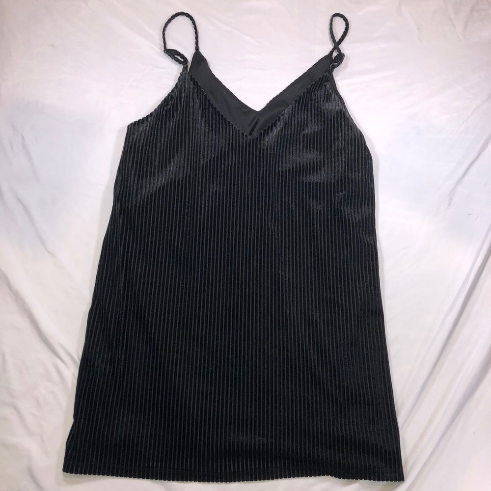 Wild Fable Black Velvet Pleated Camisole V-Neck Braided Strap Tank Top RN17730